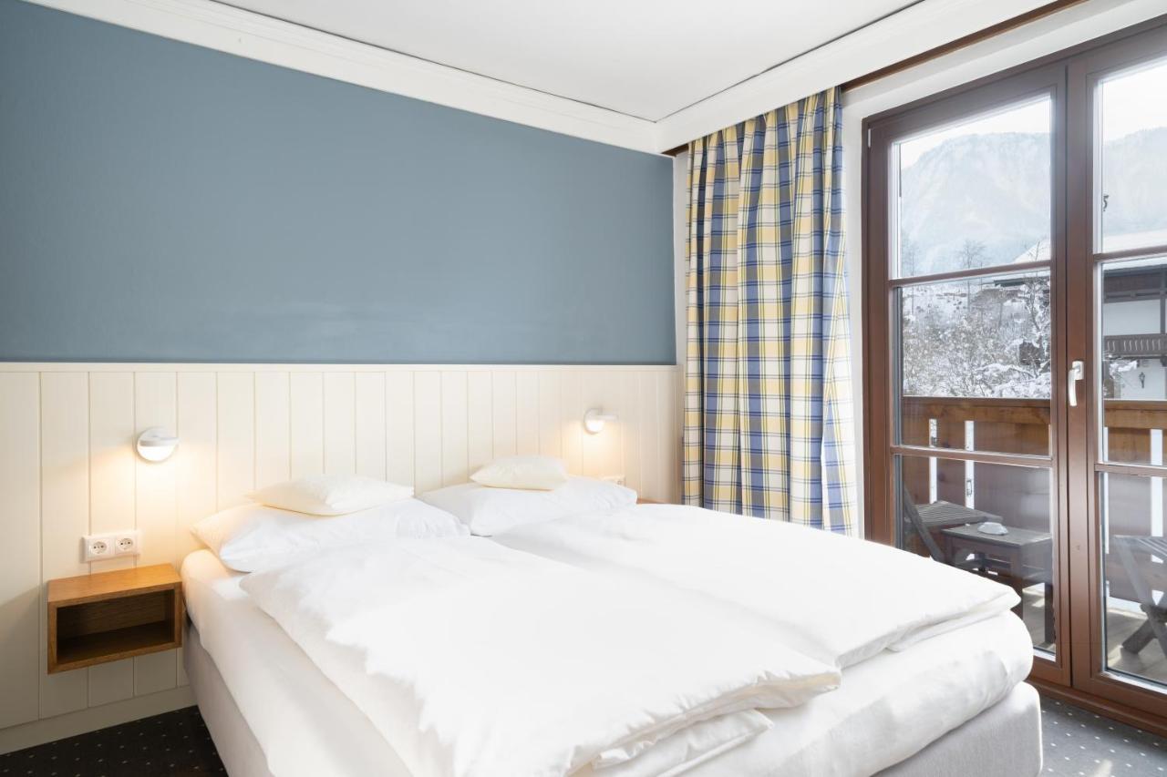 Hotel Zur Post Goldegg Bagian luar foto