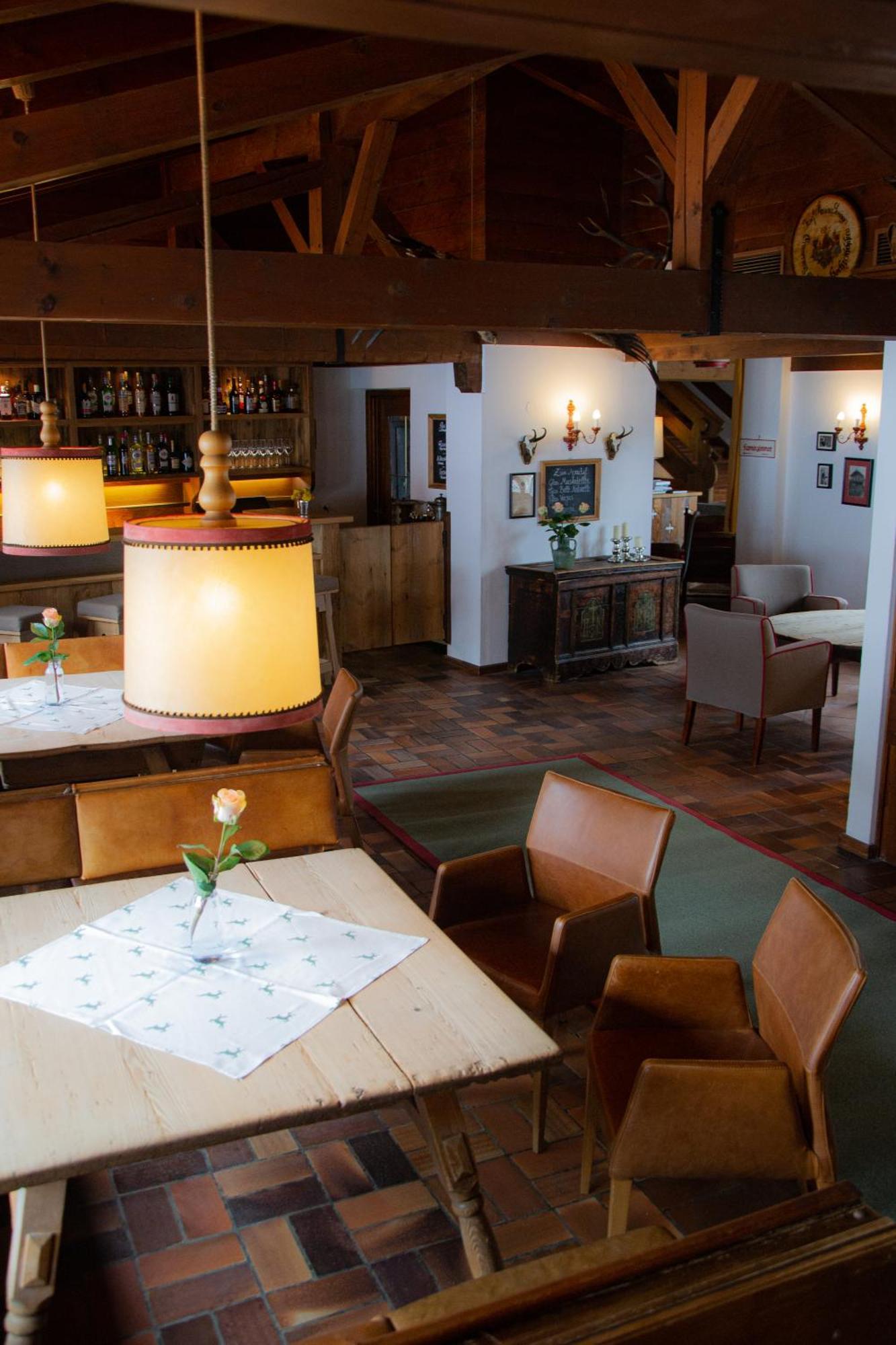 Hotel Zur Post Goldegg Bagian luar foto