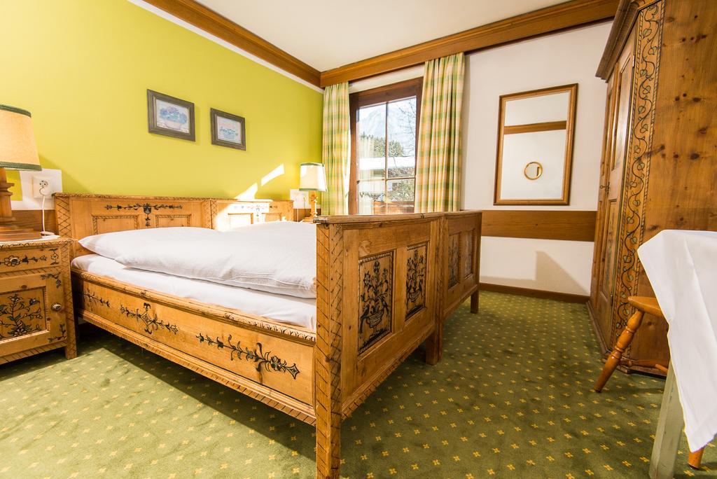 Hotel Zur Post Goldegg Bagian luar foto